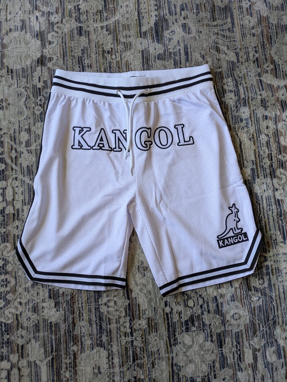 Kangol White Mesh Basketball Shorts NWT Embroidered Logo Size Large